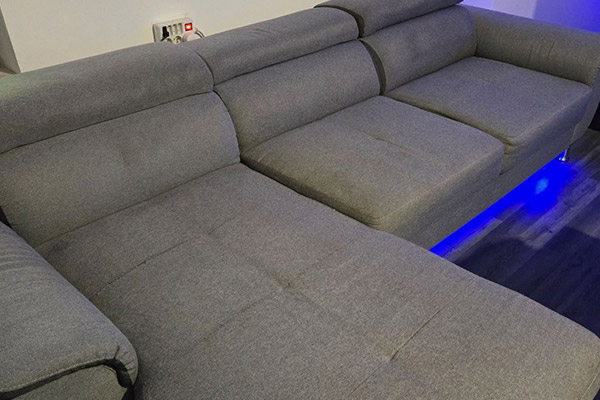 Service de nettoyage des textiles, Orange, J.A.D.E