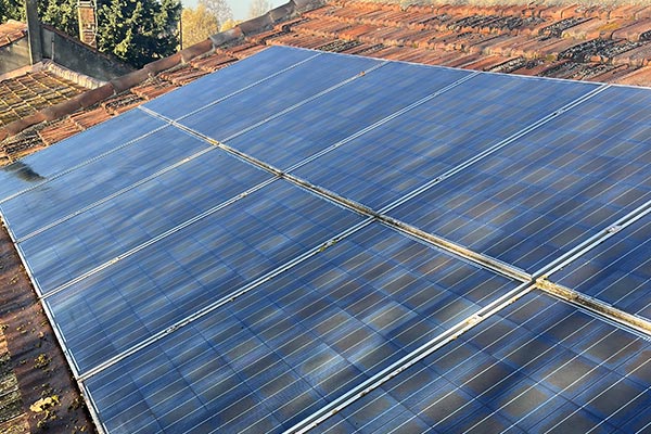 Service d'entretien de panneaux photovoltaïques, Orange, J.A.D.E