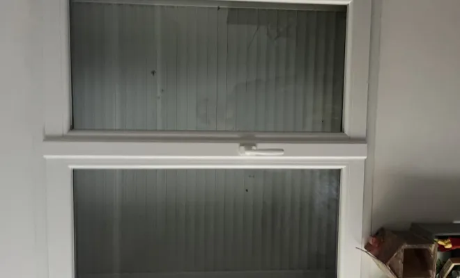 Remise en état d’une véranda des vitres et des encadrement , Orange, J.A.D.E