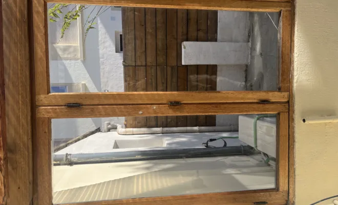 Nettoyage vitres et panneaux publicitaires , Orange, J.A.D.E