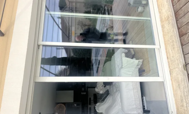 Nettoyage vitres et panneaux publicitaires , Orange, J.A.D.E